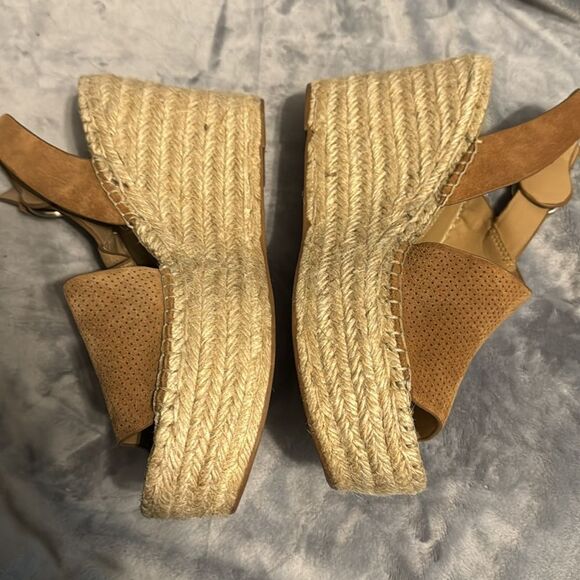 Marc Fisher Mlandela Suede and Raffia Platforms - Picture 5 of 11